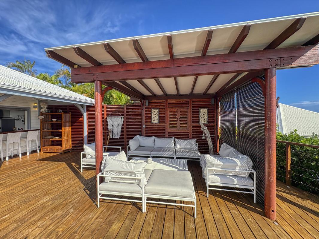 40.Location villa piscine Sainte Anne Guadeloupe_Terrasse Piscine Mer